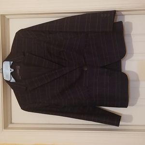 Single breasted, stripped navy blazer